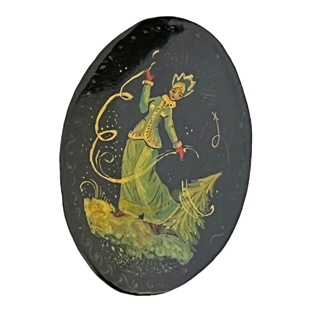 Vintage 1980s Hand Painted Brooch Winter Scene Brooch Black Oval Pin - 4L
